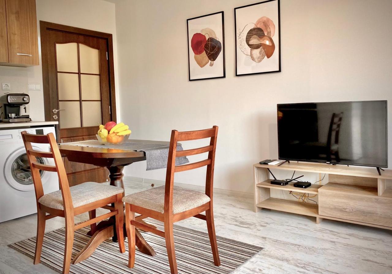 Cozy & Modern 1Br Apart For 4 Guests Next To Medical University & Free Parking Stara Zagora Zewnętrze zdjęcie