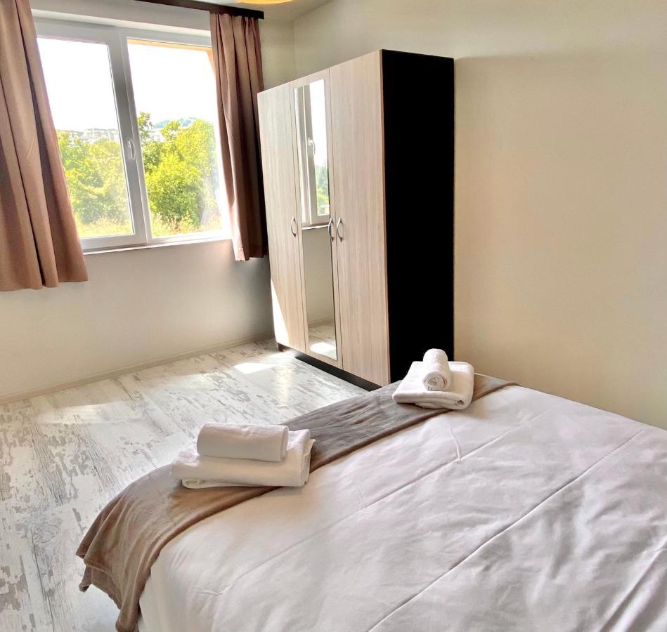 Cozy & Modern 1Br Apart For 4 Guests Next To Medical University & Free Parking Stara Zagora Zewnętrze zdjęcie
