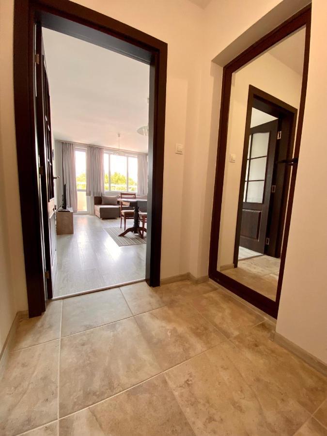 Cozy & Modern 1Br Apart For 4 Guests Next To Medical University & Free Parking Stara Zagora Zewnętrze zdjęcie