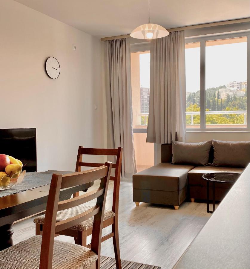 Cozy & Modern 1Br Apart For 4 Guests Next To Medical University & Free Parking Stara Zagora Zewnętrze zdjęcie